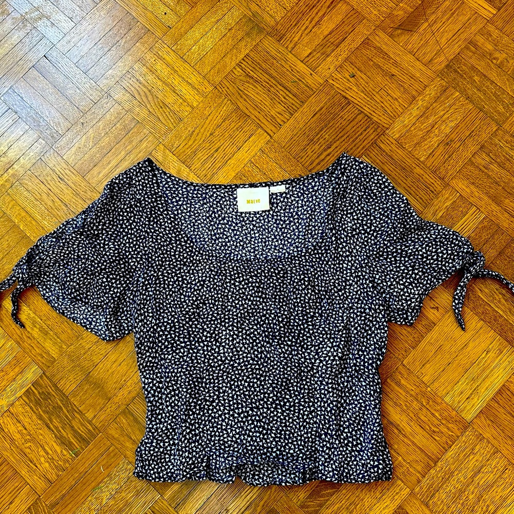 Maeve short sleeve navy print top